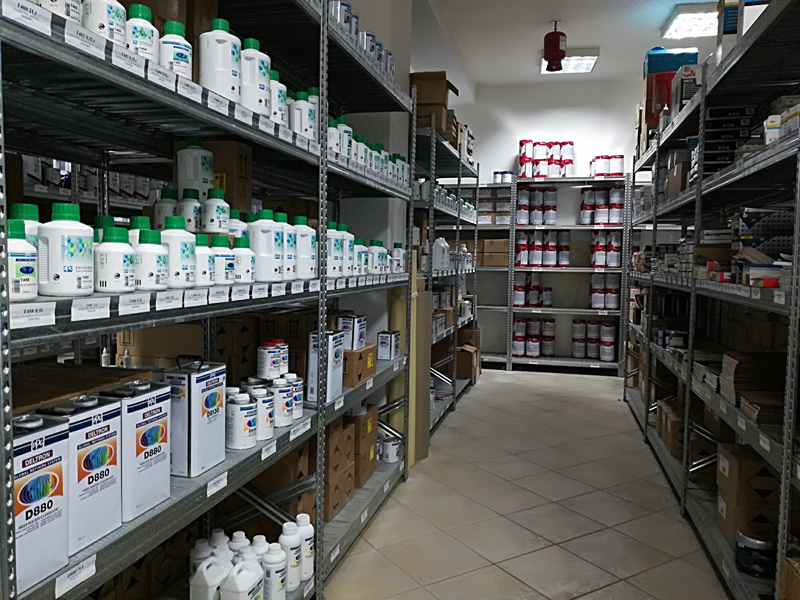 Italkrom Βερνίκια Ξύλου, Λειαντικά, Γυαλόχαρτα, Αντλίες Βαφής